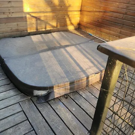 Spacieux Avec Acces Privatif Et Piscine De 2 A 10 Voyageurs 招待所