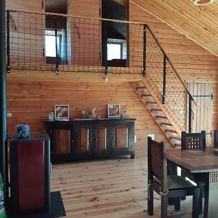 Gite Esprit Cabane Spacieux Avec Acces Spa Privatif Et Piscine De 2 A 10 Voyageurs 4*