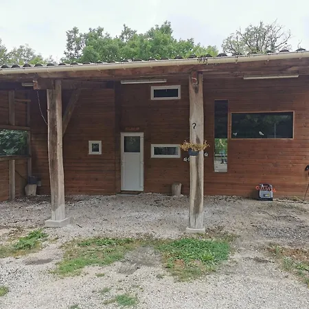 Gite Esprit Cabane Spacieux Avec Acces Spa Privatif Et Piscine De 2 A 10 Voyageurs Gasthuis