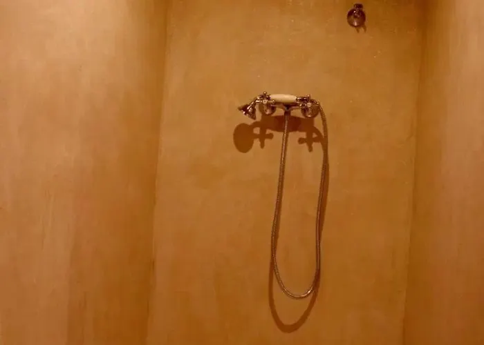 Pensión Gite Esprit Cabane 4*